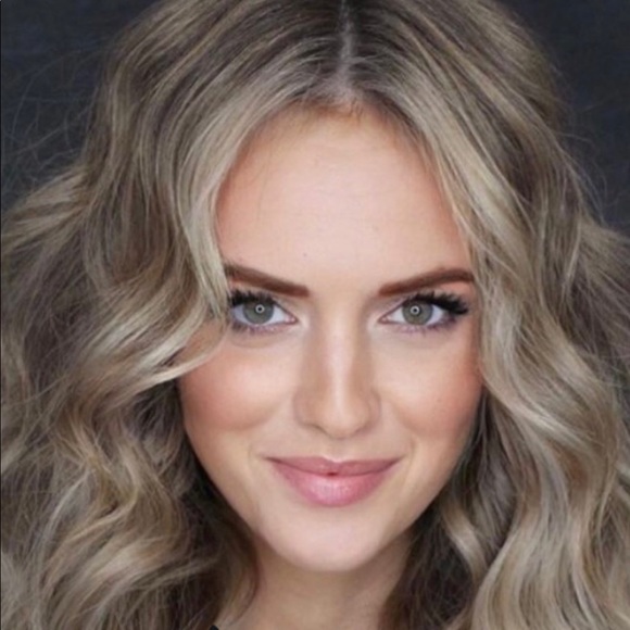 Meet your Posher, Bray - Picture 1 of 12